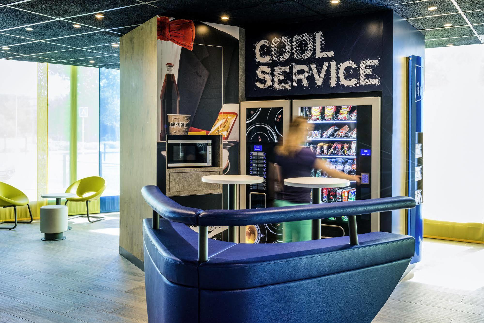 ibis budget Saint Quentin Yvelines - Vélodrome Montigny-le-Bretonneux Buitenkant foto
